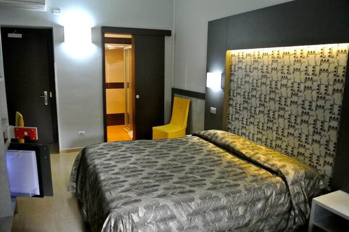Room 21 of 56