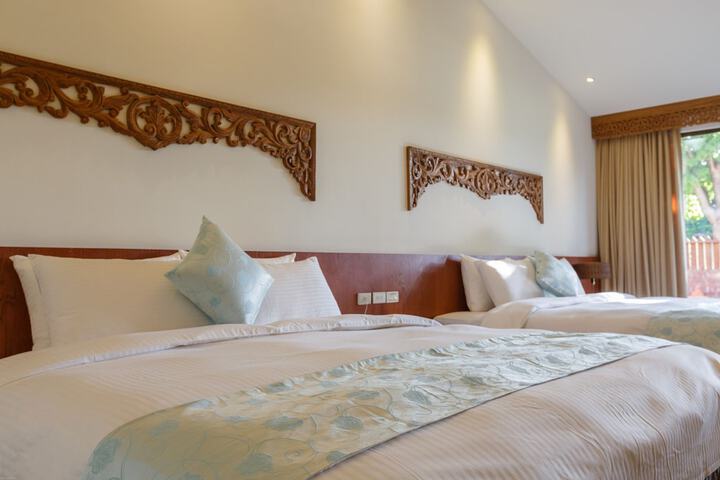 Room 5 of 32