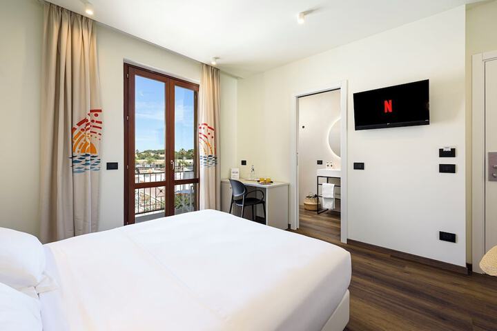 Room 45 of 116