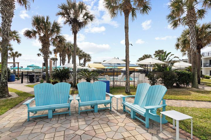 Hotel Exterior 120 of 138