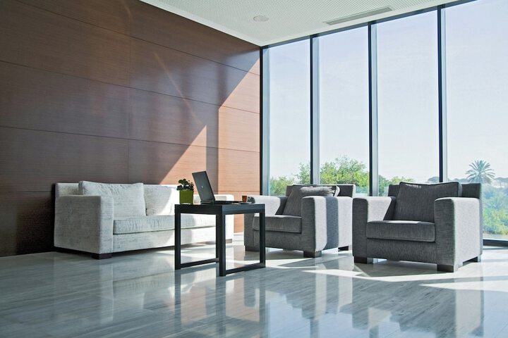 Entrance & Lobby