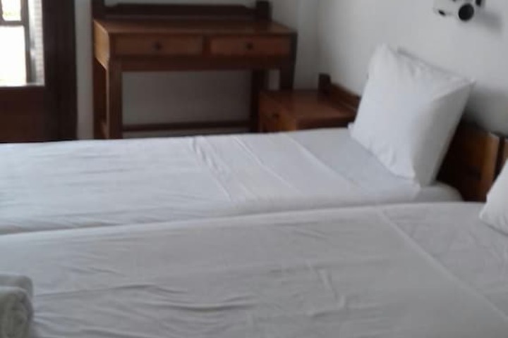 Room 4 of 22