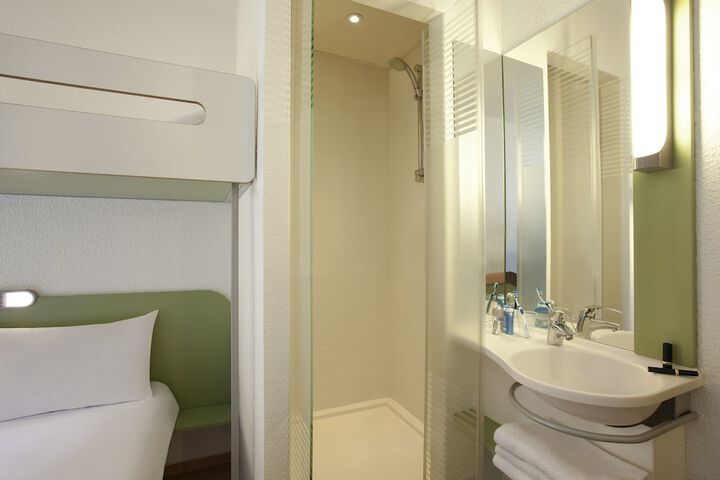 Room 20 of 41
