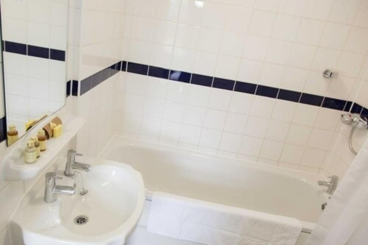 Clean Restrooms
