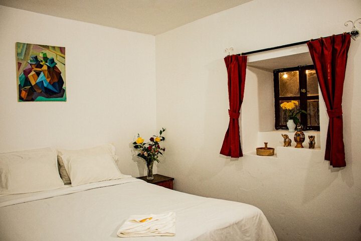 Room 8 of 14