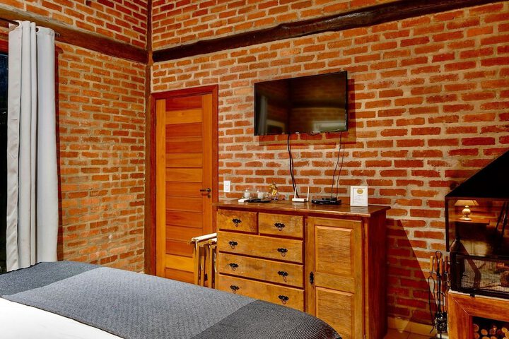 Room 9 of 356