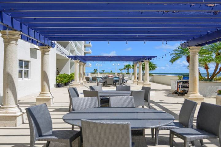 Terrace/Patio 100 of 177