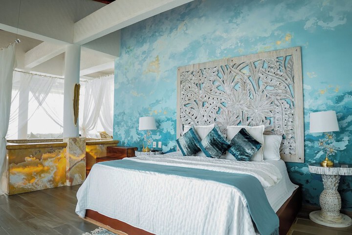 Room 3 of 45