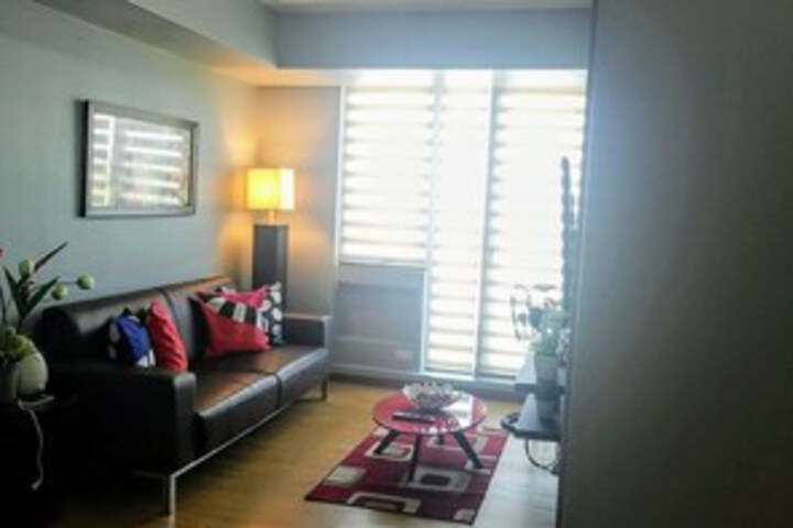 Room 9 of 37