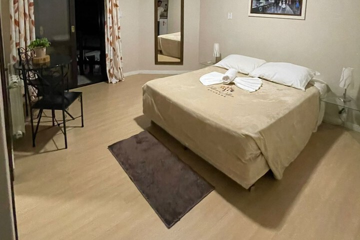 Room 10 of 45