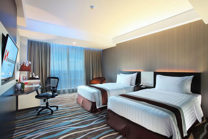 Room 27 of 85
