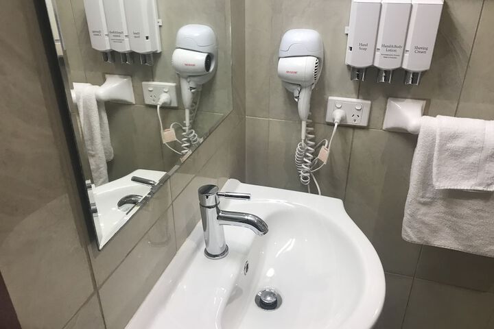 Room 63 of 99