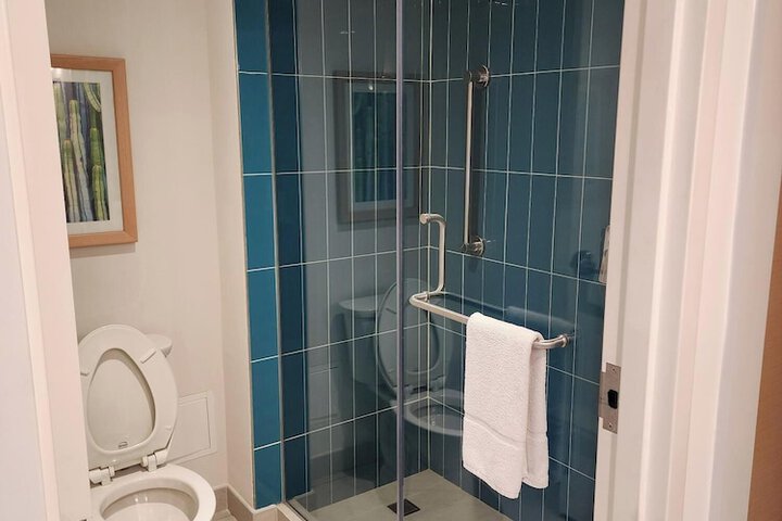 Room 80 of 129