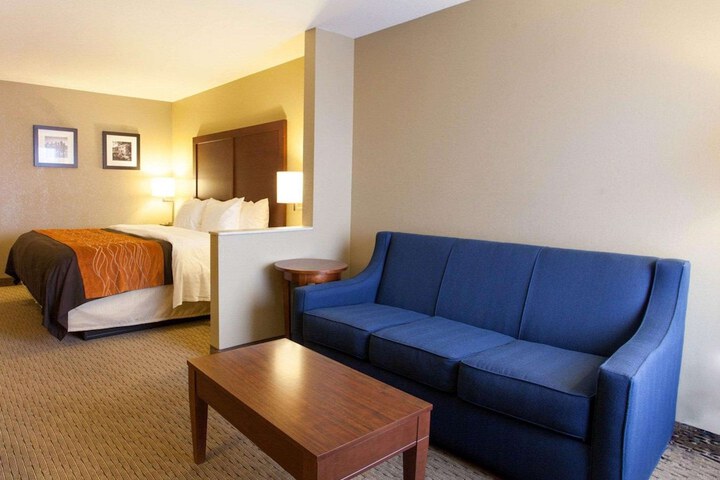 Room 19 of 28