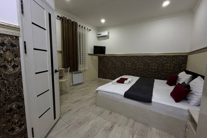 Room 16 of 23