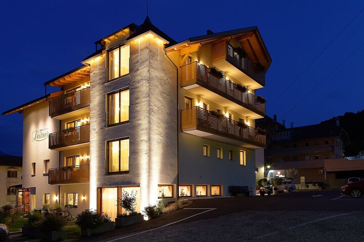 Hotel 52 of 57