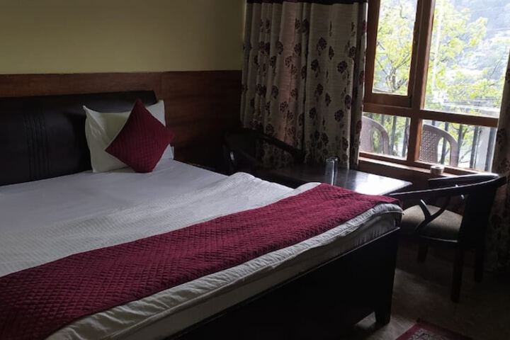 Room 7 of 19