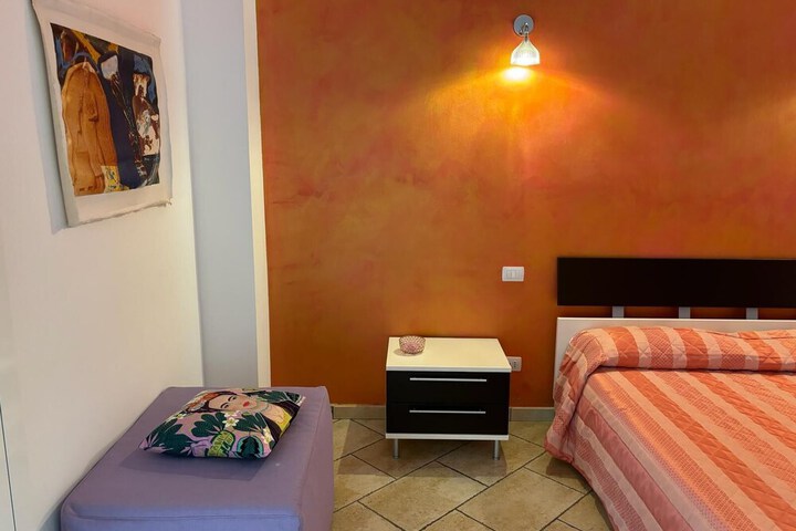 Room 14 of 80