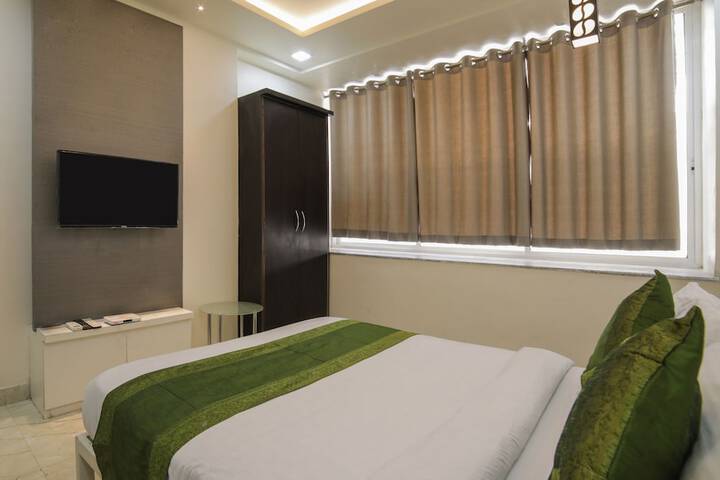 Room 7 of 24