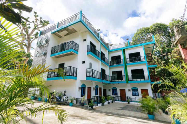 J & K Apartelle