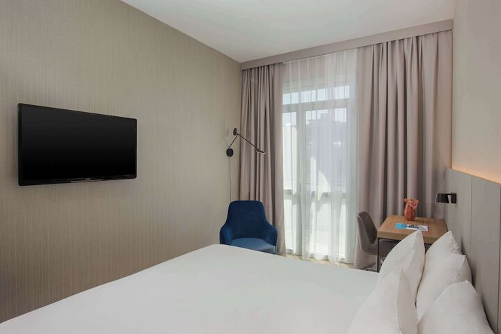 Room 17 of 81