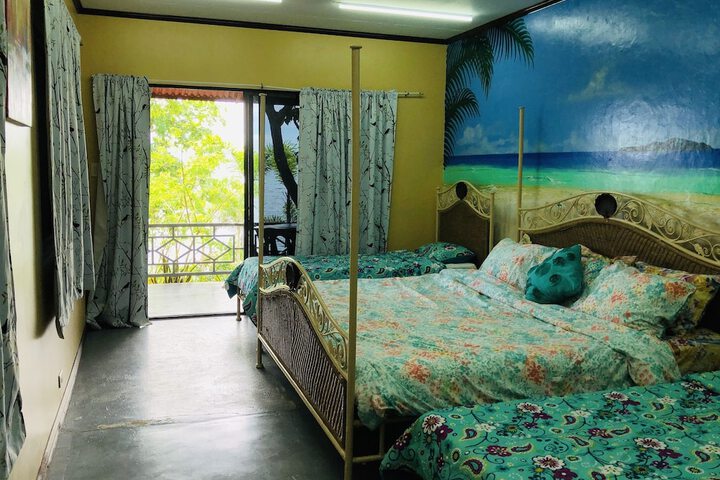 Room 14 of 49