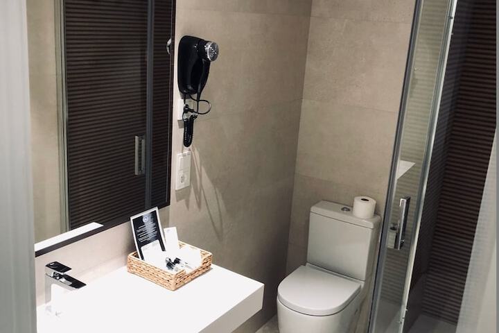 Clean Restrooms