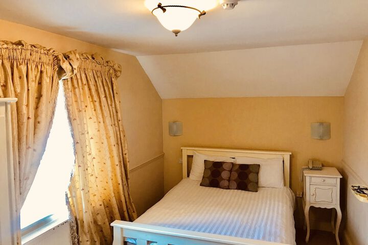 Room 21 of 39