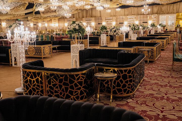 Ballroom/Hall 71 of 93