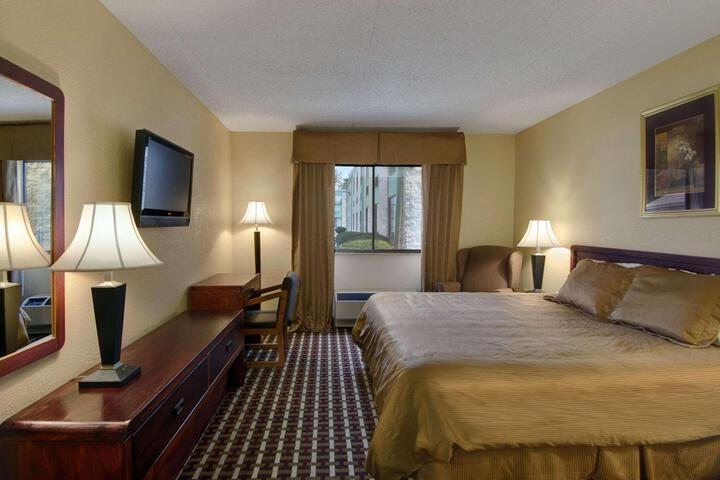 2 Double Beds (6 of 7)