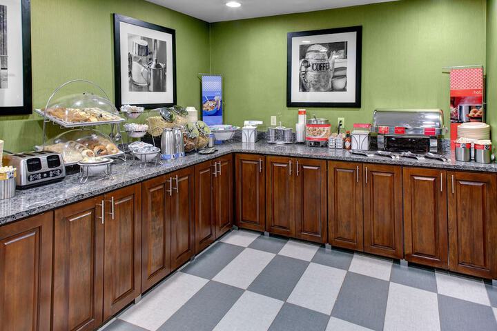 Breakfast area