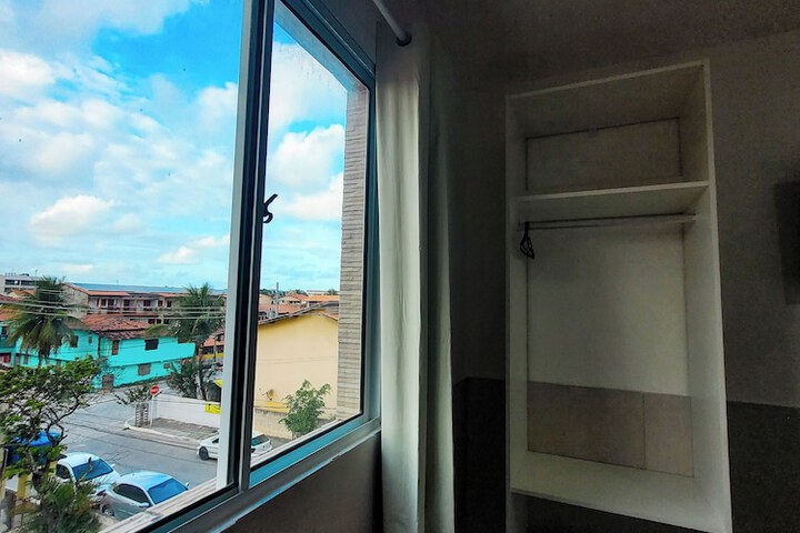 Room 8 of 46
