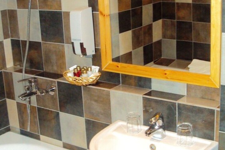 Clean Restrooms