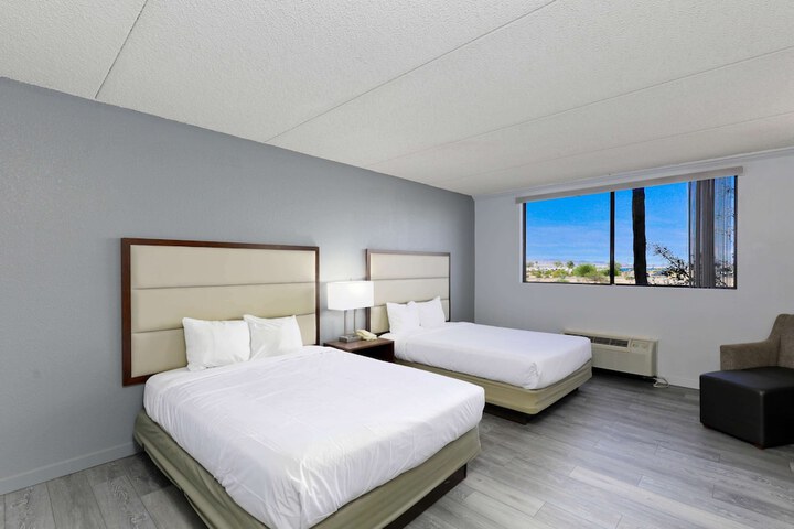 Room 14 of 61