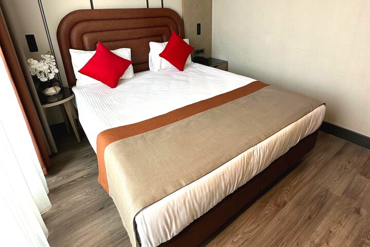 Room 29 of 96