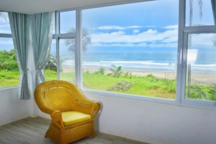 Adventure Paradise Hotel