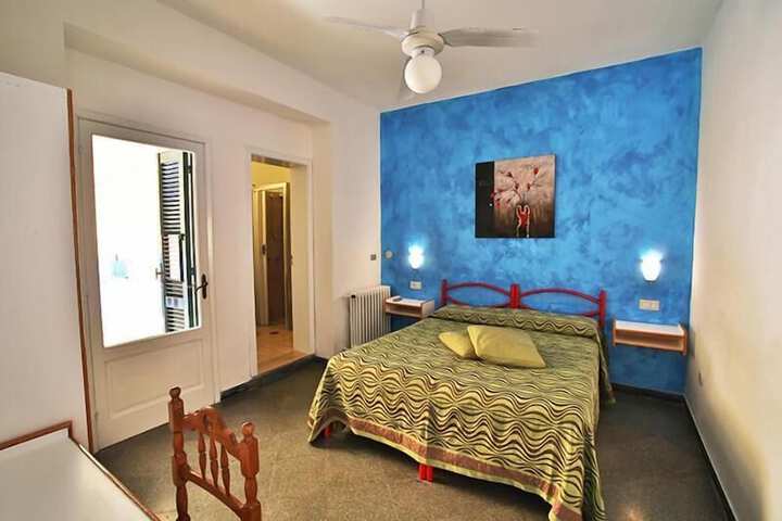 Room 12 of 45