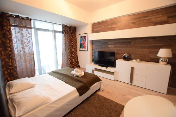 Room 16 of 139