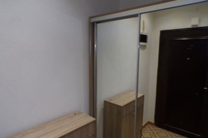 Room 13 of 17
