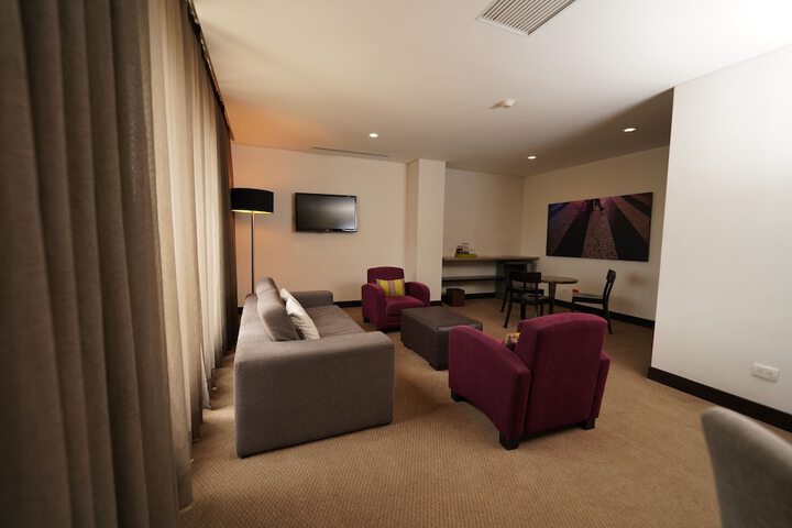 Room 21 of 54