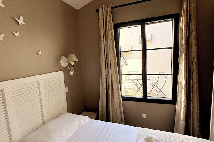 Room 25 of 75