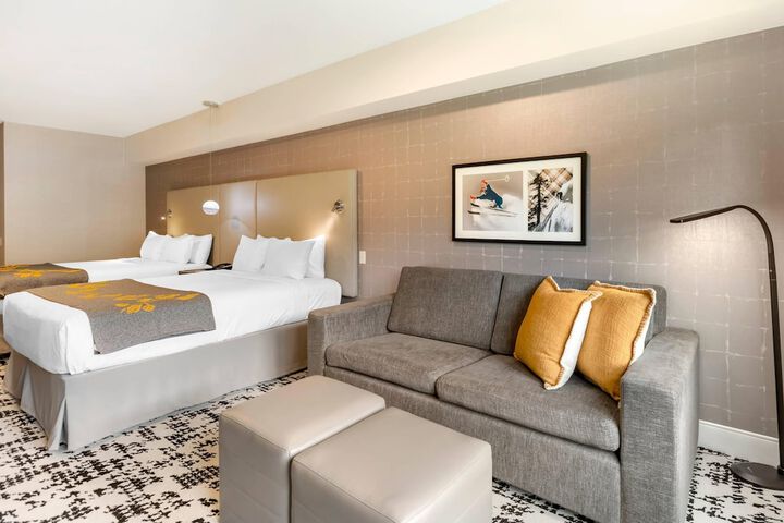 Room 32 of 82