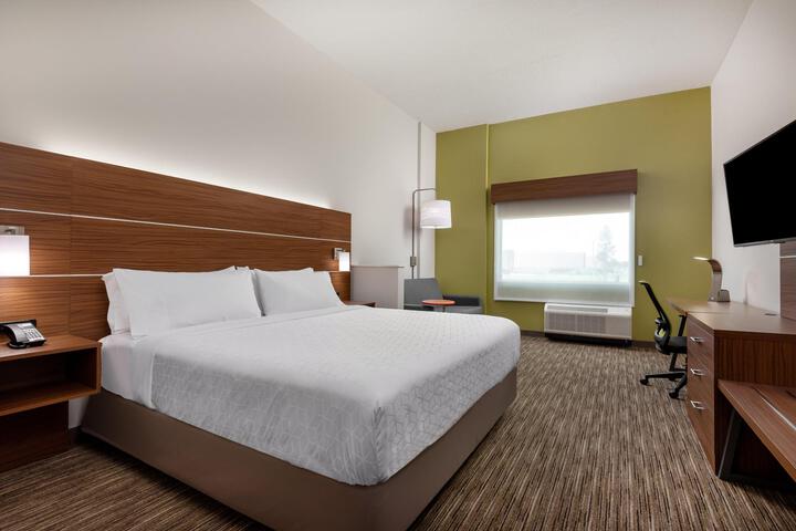 Standard King Bed Accessible (6 of 9)