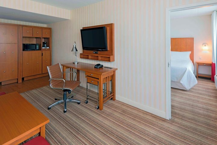 Room 6 of 22