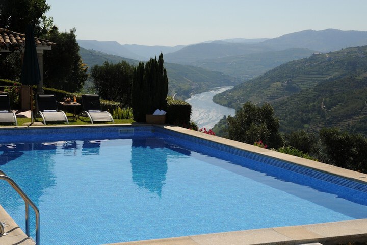 Pool 30 of 62
