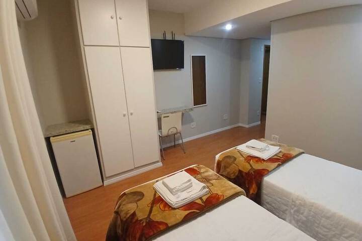 Room 43 of 119