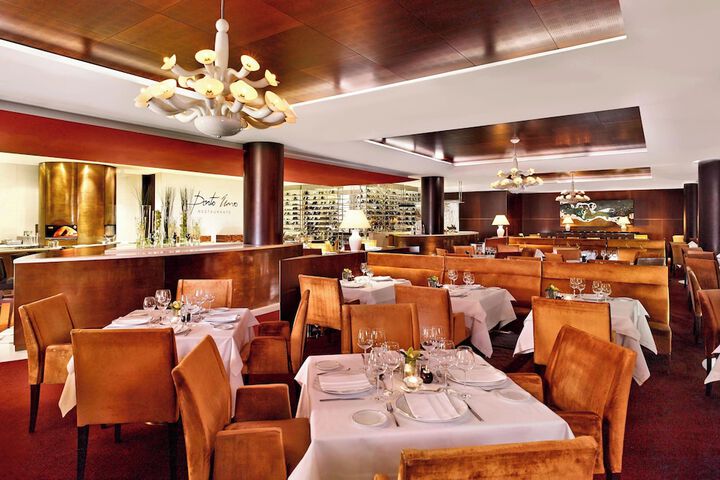 Dining 42 of 69