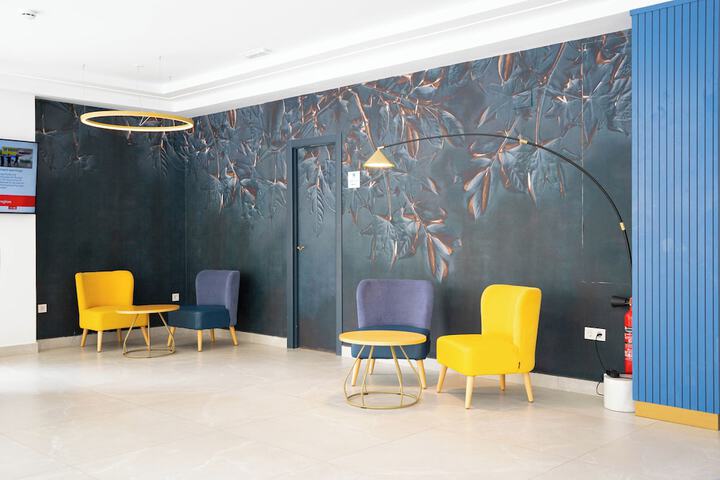 Entrance & Lobby
