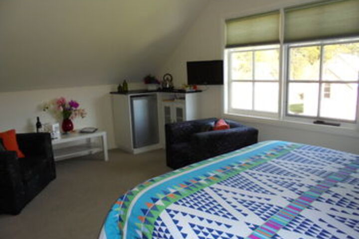 Room 10 of 25