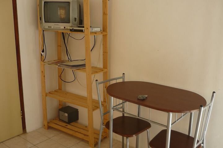 Room 4 of 39